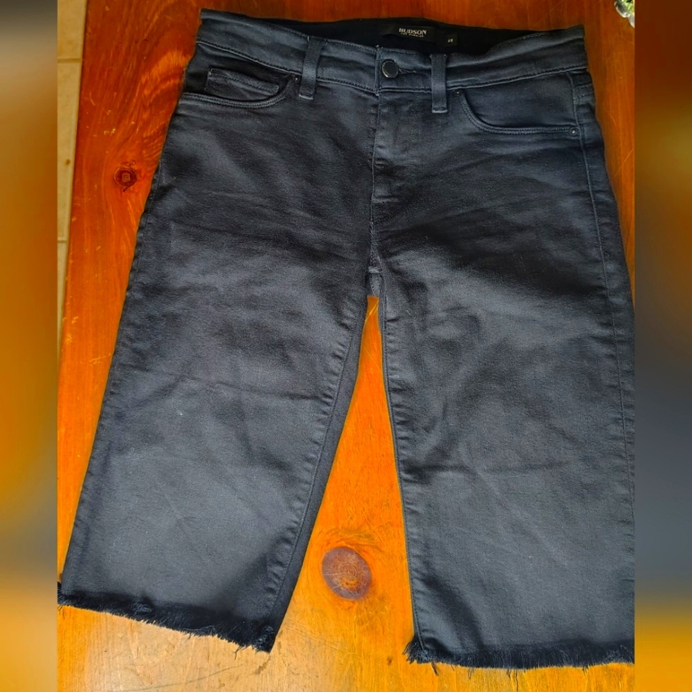 Hudson Jeans Womens 25 Remi Straight Cropped Capri Raw Hem Black